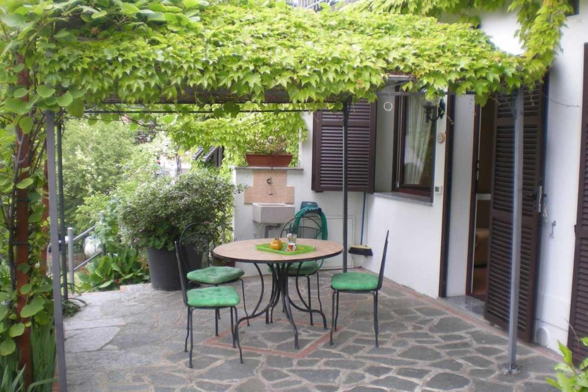 Casa Gialla Imperia Εξωτερικό φωτογραφία